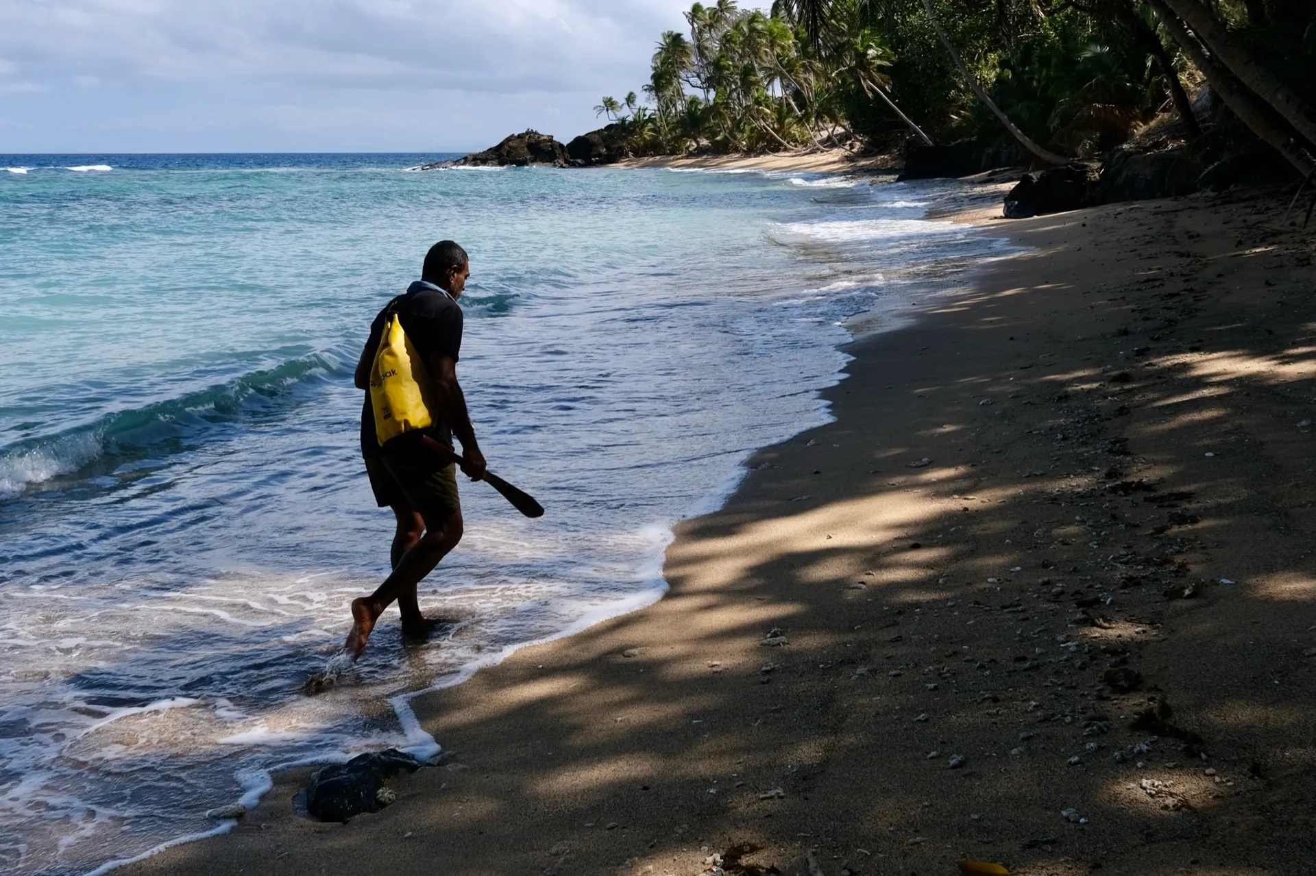 Heading back along the beach. Heading back along the beach.
