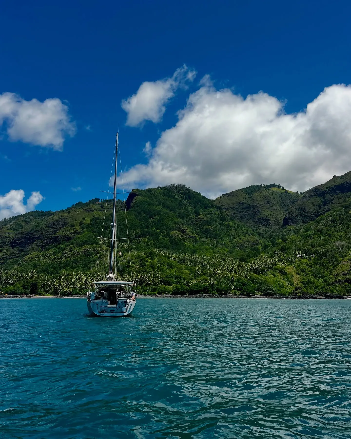 Boat jobs in beautiful places. Boat jobs in beautiful places.