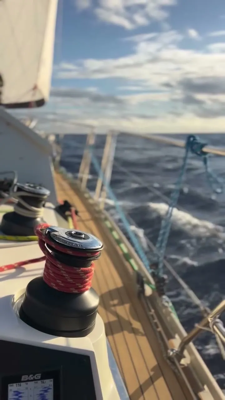 Relaxing vibes on our passage from Tahanea to Tahiti.