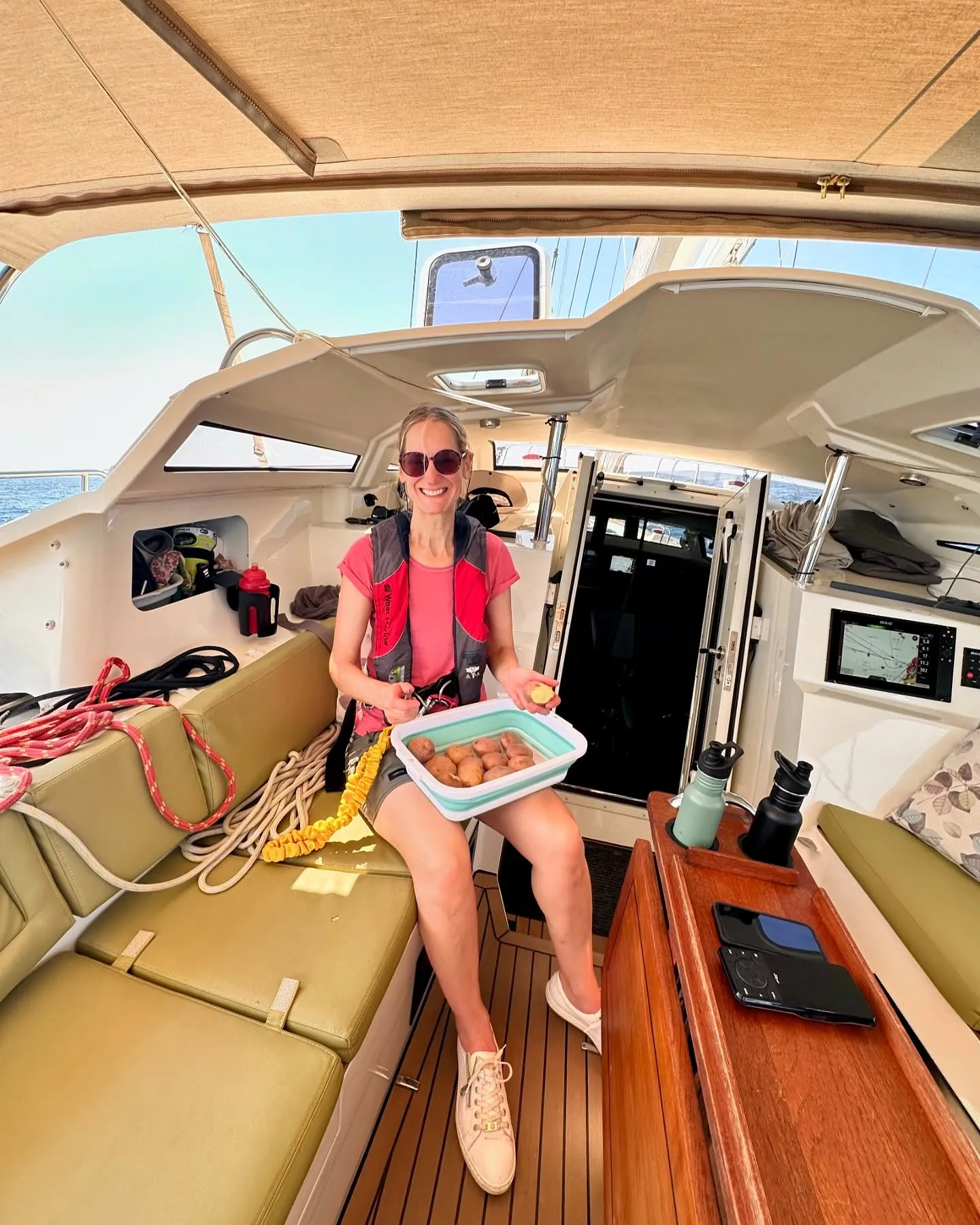 Farewell to crew member Janet. Farewell to crew member Janet.