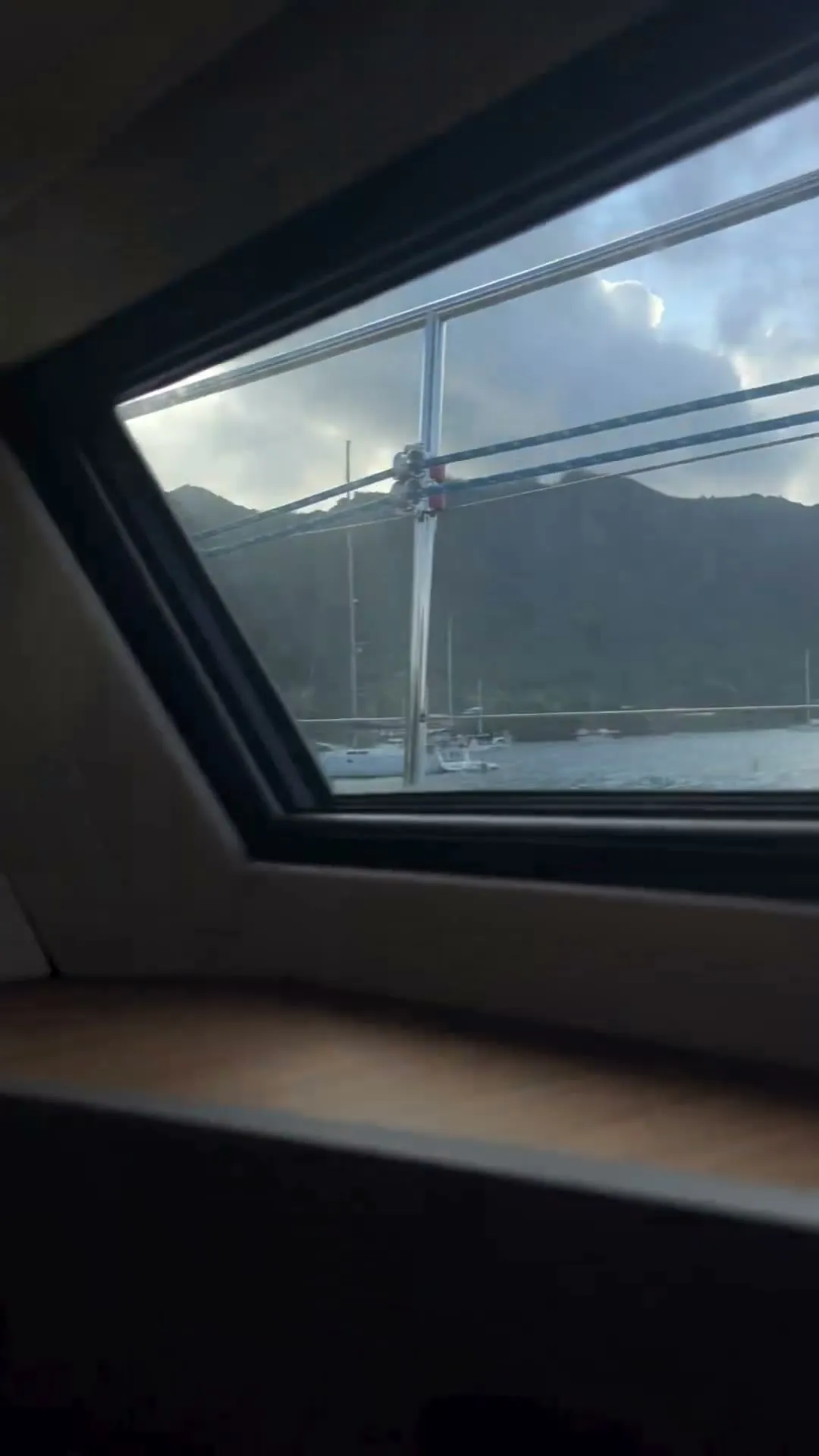Setting up for a passage from Nuku Hiva. Setting up for a passage from Nuku Hiva.
