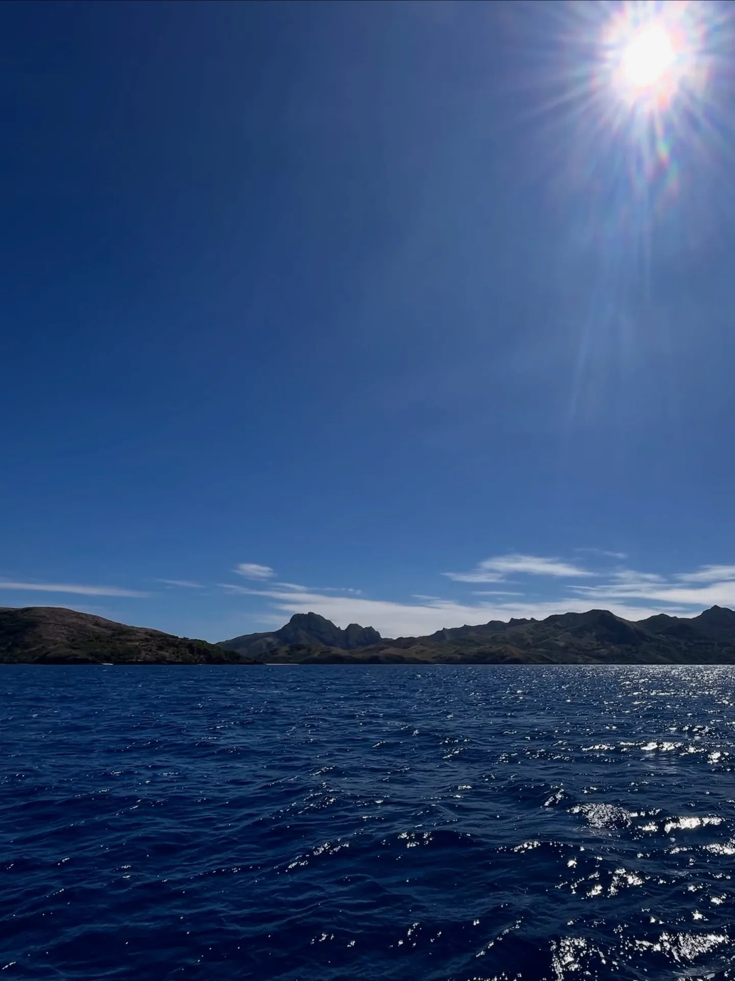 Blue-sky sailing along the chain. Blue-sky sailing along the chain.