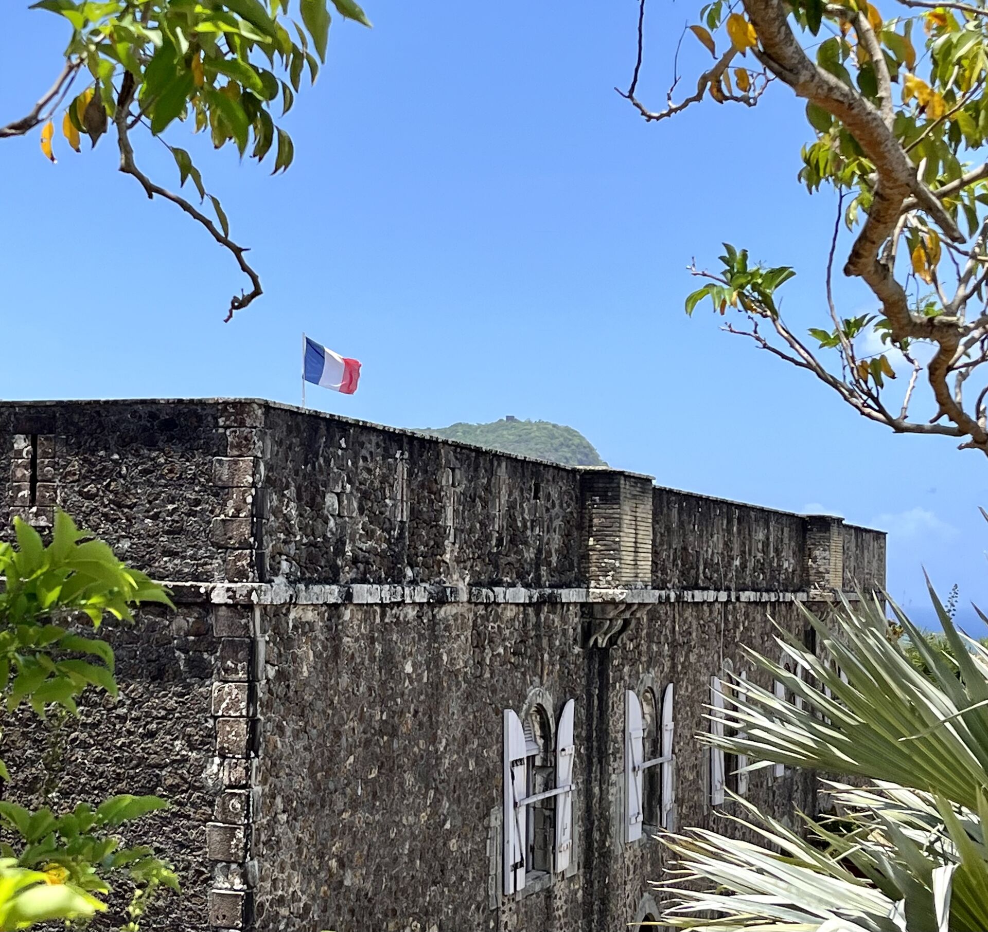 Scenes from Les Saintes, #3.