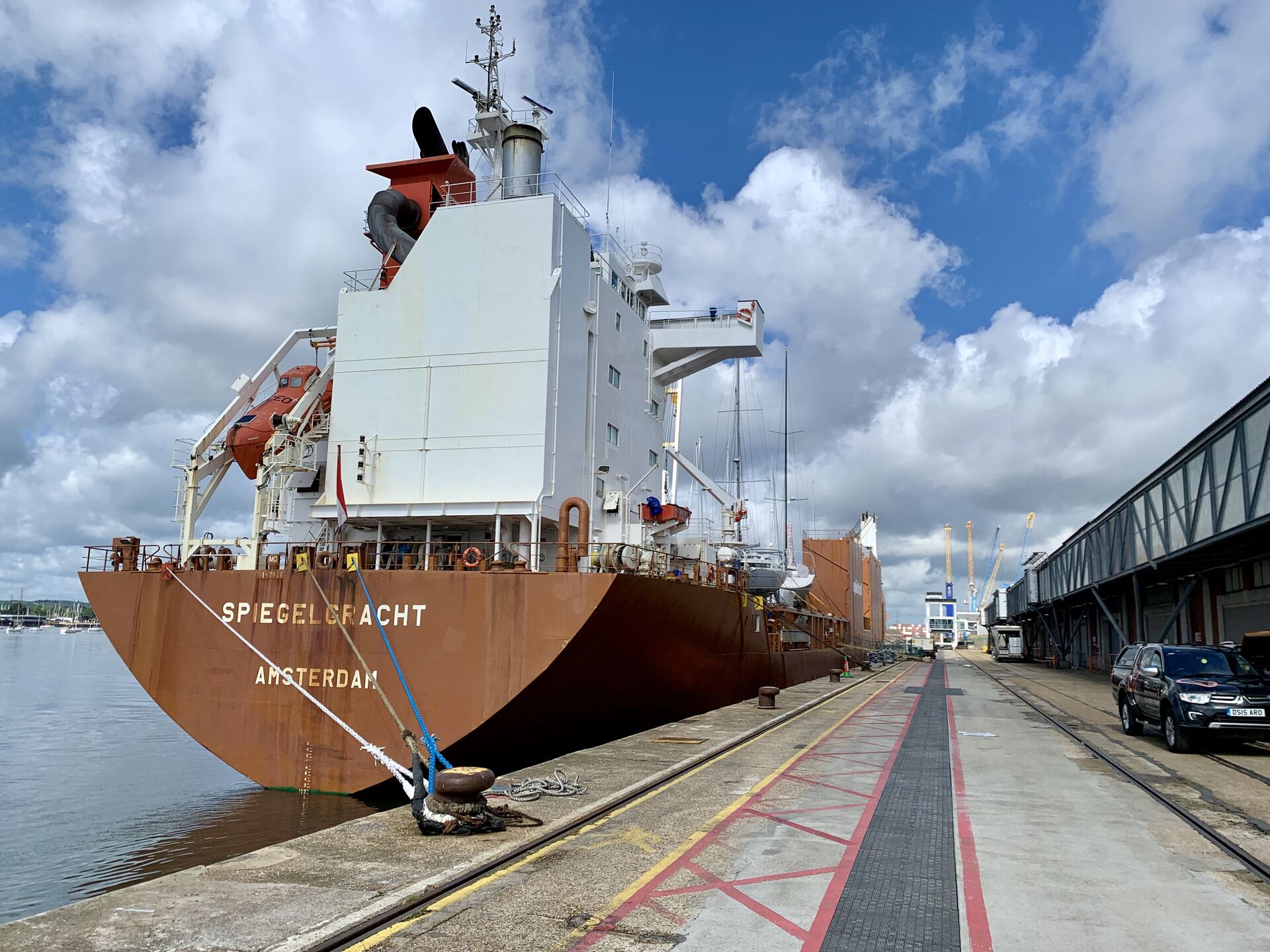 Scout's ride: MV Spiegelgracht.